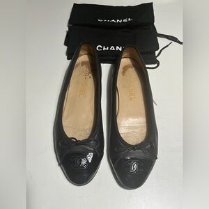 CHANEL Black Leather Ballet Flats